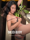 Oiled Body: Hiromi #1 of 17